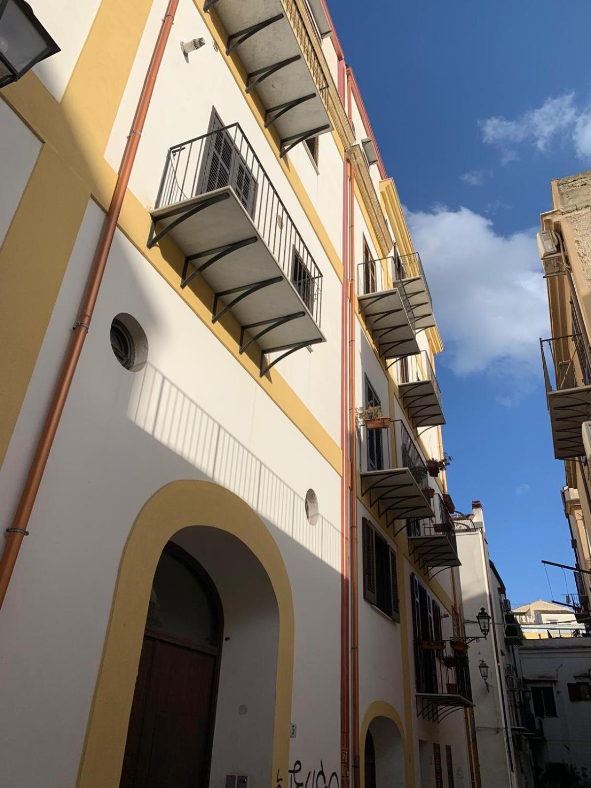 Centrumassimo Apartment Palermo Buitenkant foto